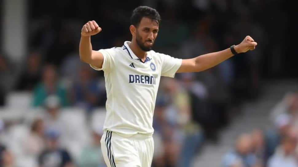 Head Blow Forces Star Bowler Off Field In India A Vs Australia A, LSG Bowler Replaces Him | Cricket News