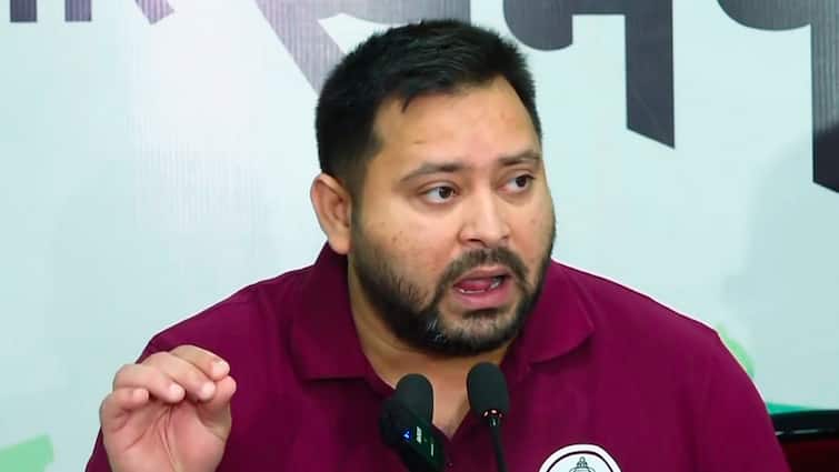 Tejashwi Releases Mahagathbandhan’s Manifesto For Bihar Polls