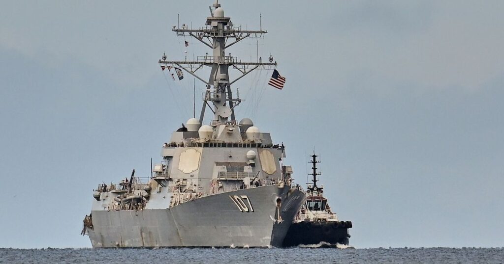 US warship docks in Trinidad and Tobago, putting more pressure on Venezuela