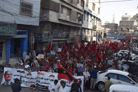 Pakistan: Protests against Constitutional Amendment grow