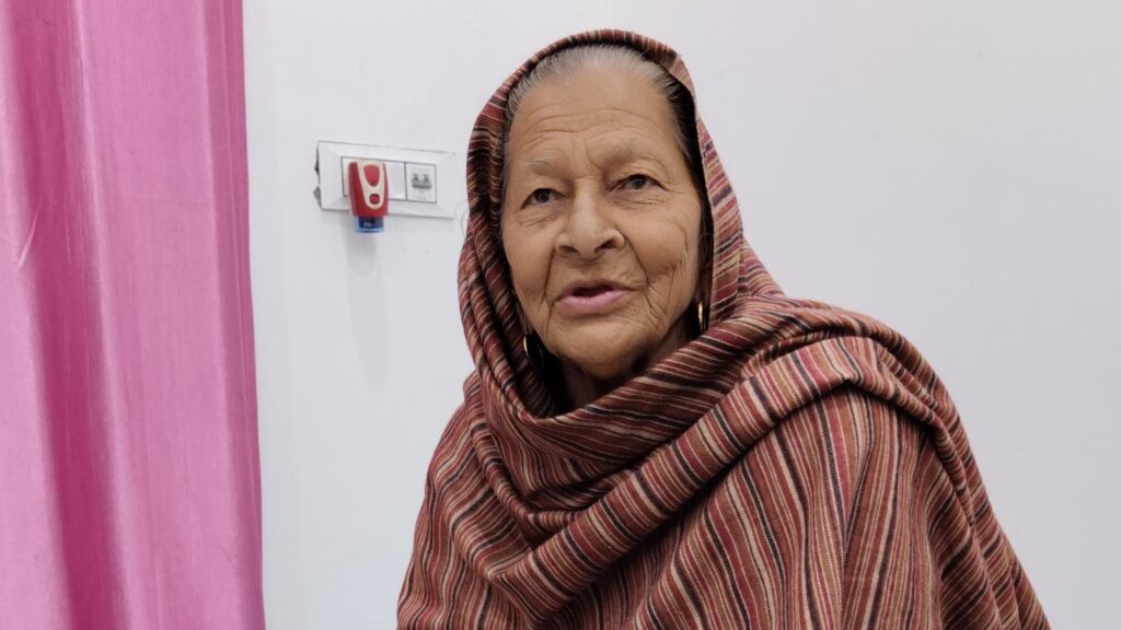 How many times did she vote, asked Rahul about voter with over 200 photos on rolls; once, she says | Political Pulse News