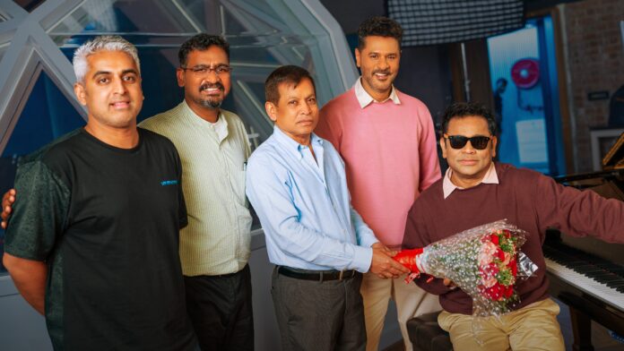 LAHARI MUSIC MOONWALK – Flick Feeds