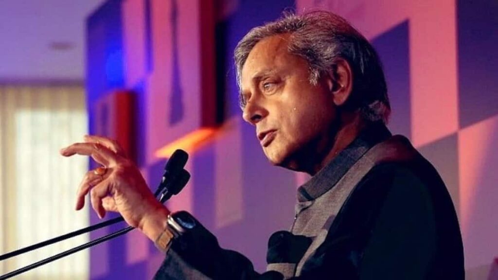 Shashi Tharoor Politics Nehru Gandhi