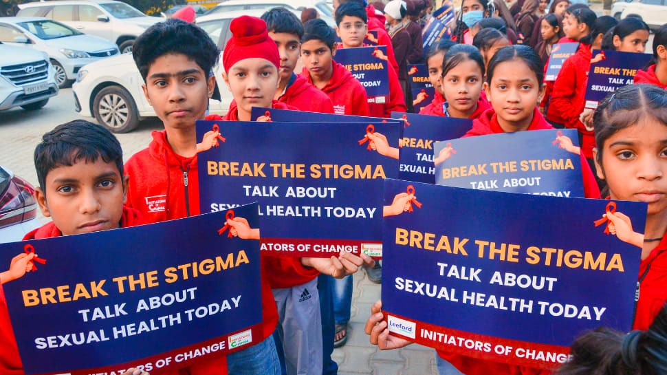 Sitamarhi HIV Outbreak Alarms India: Over 7,400 Infected Including Children, How Deadly Virus Spreads And Warning Signs You Should Never Ignore | Health News