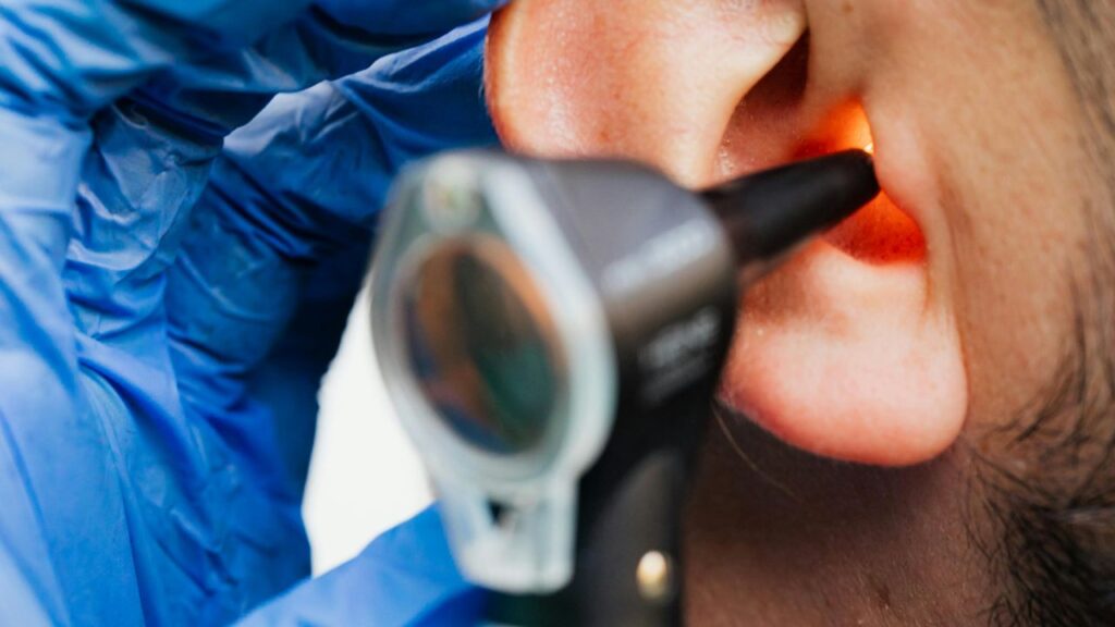 How Adelaide Hearing Clinics Ensure You Choose the Right Device