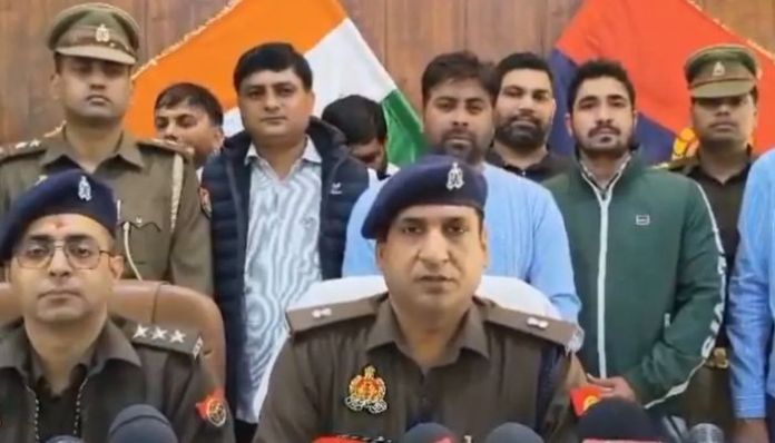 Gang of Taj Mohammad, Nazim and others stole brass bells from Hindu temples: 96 bells and weapons recovered by police