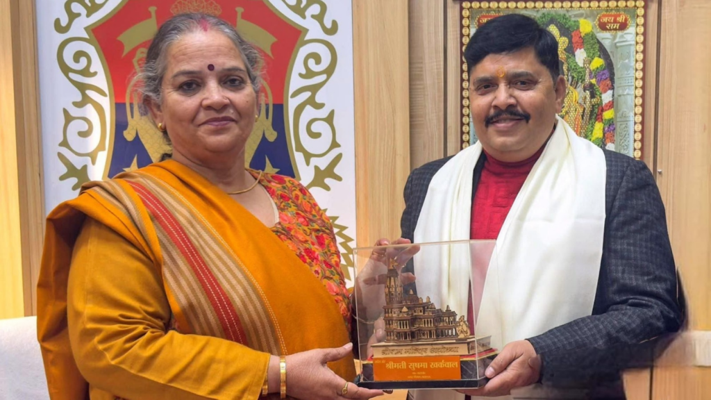 Lucknow Mayor stirs row over inspecting slums in search of ‘illegal immigrants’, ‘Rohingya’: Who is Sushma Kharakwal? | Political Pulse News