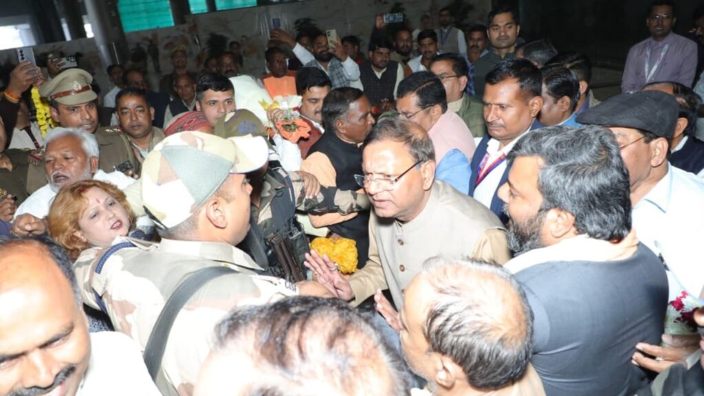 7-time MP, Kurmi face: Who is Pankaj Chaudhary, front-runner for the post of UP BJP president | Political Pulse News