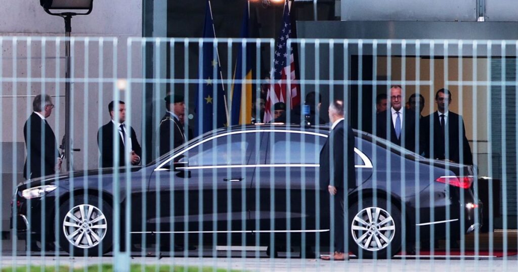 European leaders expected to cement support for Ukraine amid Washington pressure to accept deal